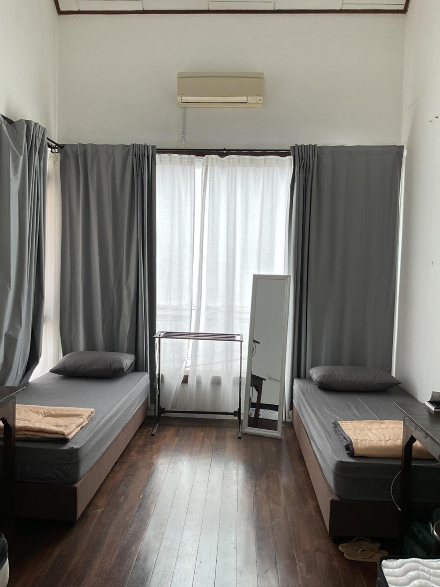 Homs Female Hostel 乔治敦 外观 照片