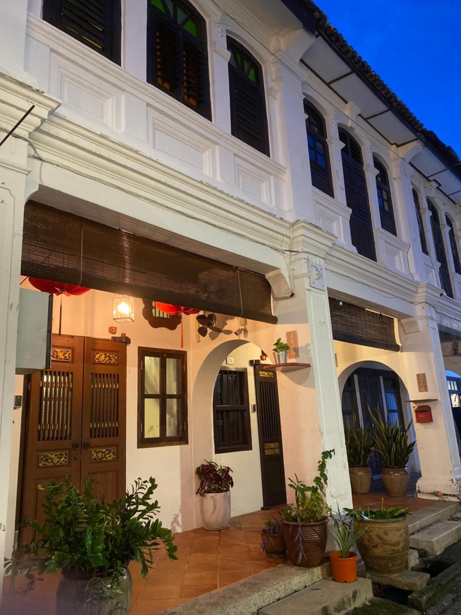 Homs Female Hostel 乔治敦 外观 照片