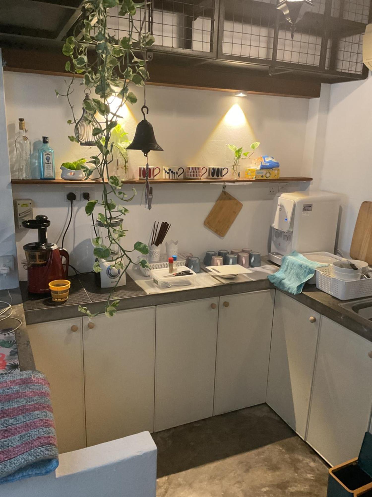 Homs Female Hostel 乔治敦 外观 照片